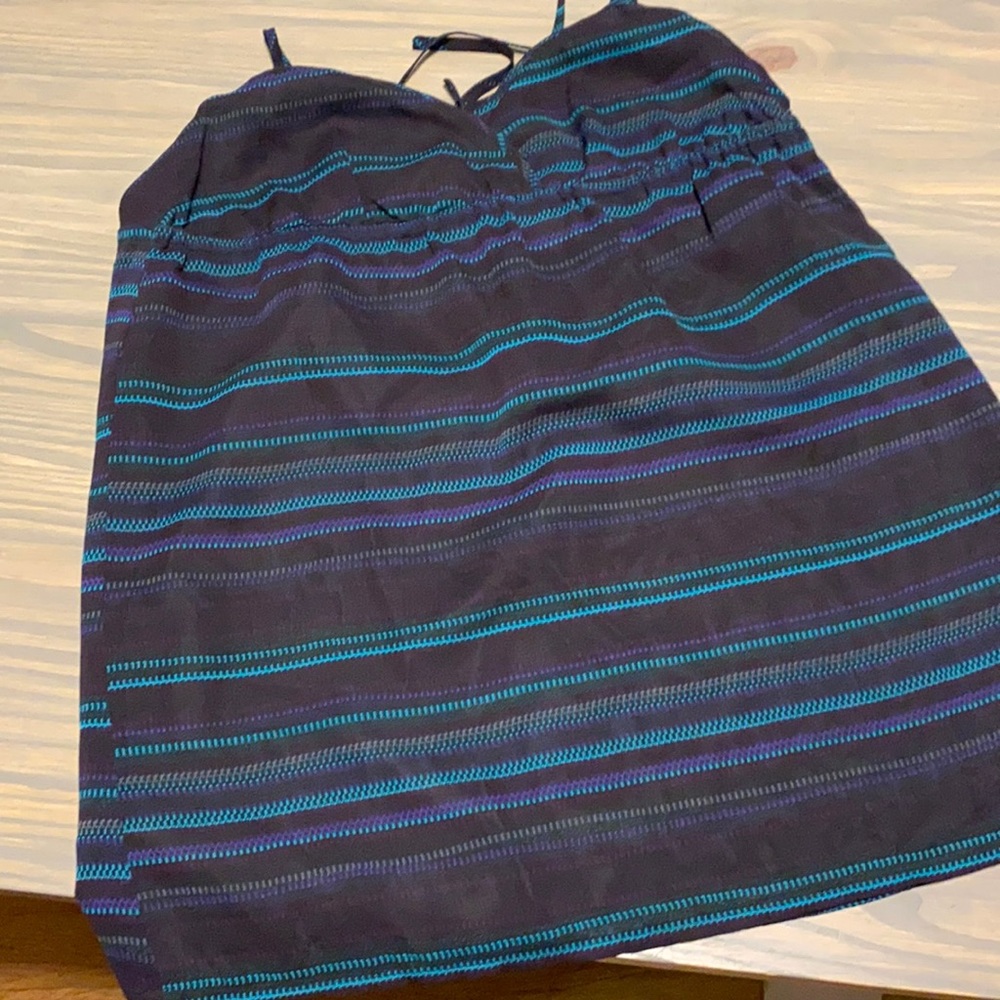Volcom tank